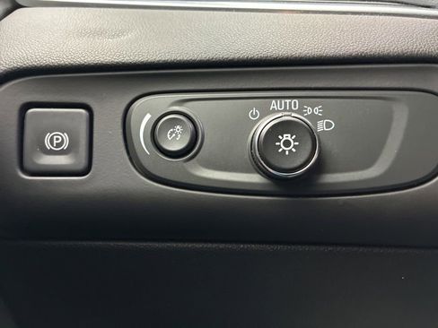 Used 2020 Buick Enclave Essence w/ Trailering Package, 5000 lbs. image 21