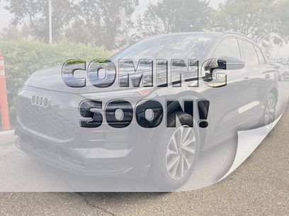 Used 2025 Audi Q6 e-tron Premium Plus w/ Premium Plus