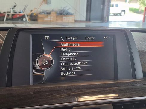 Used 2017 BMW 330i xDrive Sedan AWD/4WD image 18