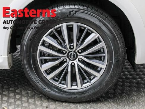 Used 2023 Nissan Armada SL w/ Captain's Chairs Package image 33