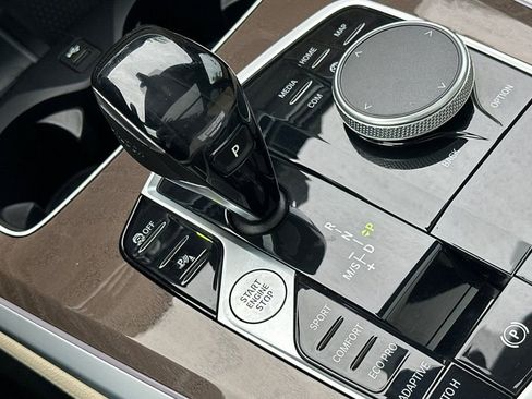 Used 2022 BMW X5 sDrive40i w/ Climate Comfort Package image 21