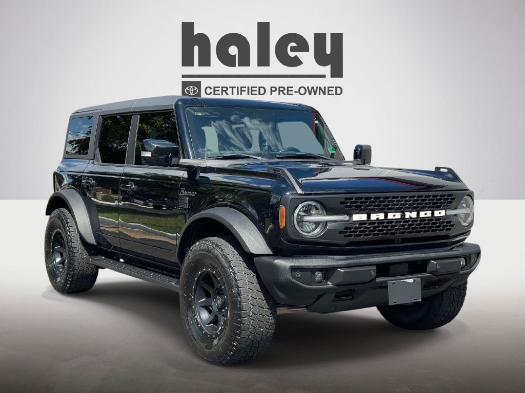 Used 2022 Ford Bronco Outer Banks AWD/4WD image 1