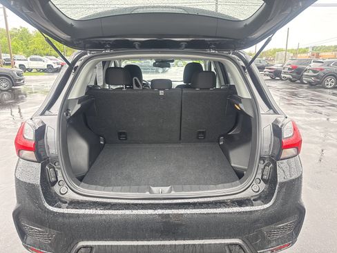 Used 2025 Mitsubishi Outlander Sport ES AWD/4WD image 5