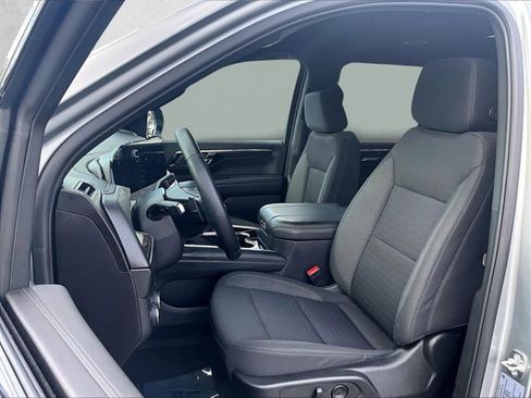 Certified 2025 Chevrolet Tahoe LS image 26