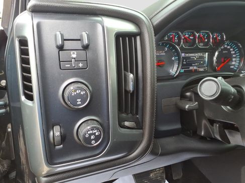 Used 2018 Chevrolet Silverado 2500 LTZ w/ Duramax Plus Package AWD/4WD image 20