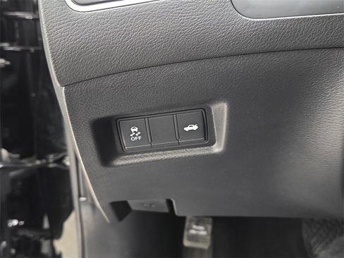 Certified 2023 INFINITI Q50 Luxe w/ Cargo Package image 23