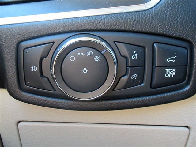 Used 2022 Ford Edge Titanium AWD/4WD image 30
