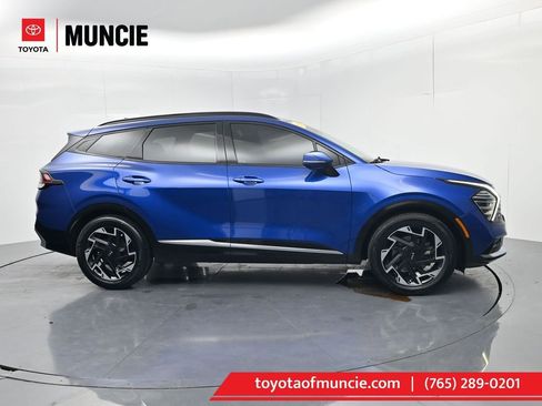 Used 2023 Kia Sportage SX image 1