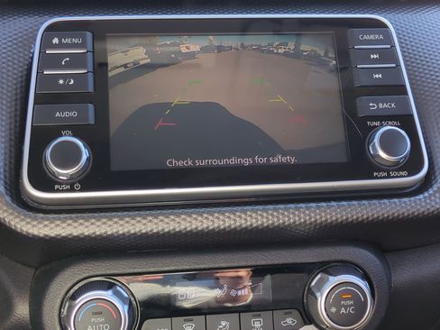Used 2020 Nissan Kicks SV image 26