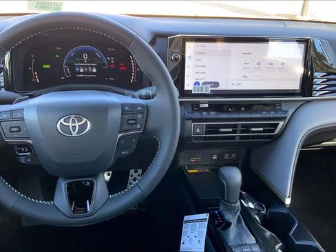 Certified 2026 Toyota Camry SE image 5