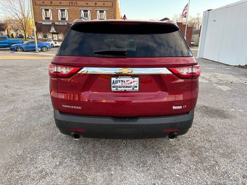 Used 2021 Chevrolet Traverse LT image 4