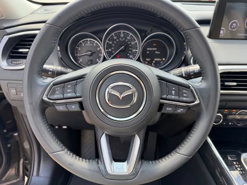 Used 2018 MAZDA CX-9 Touring w/ Touring Premium Package FWD image 24