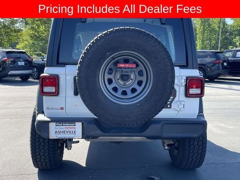 Used 2023 Jeep Wrangler Unlimited Sport AWD/4WD image 4