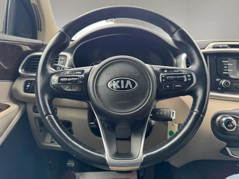 Used 2016 Kia Sorento EX FWD image 22