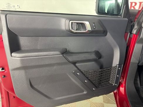 New 2025 Ford Bronco 4-Door image 17