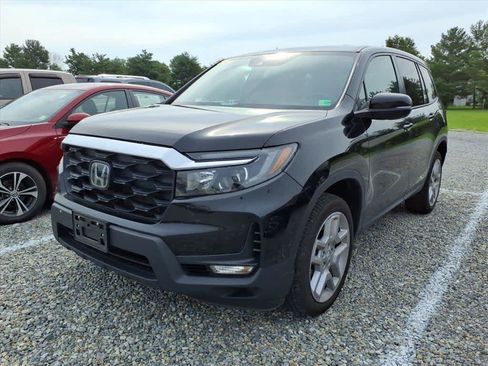 Used 2025 Honda Passport EX-L image 2