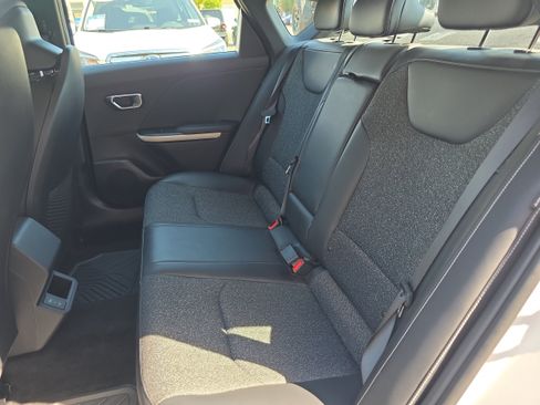 Used 2025 Kia K4 GT-Line FWD image 12