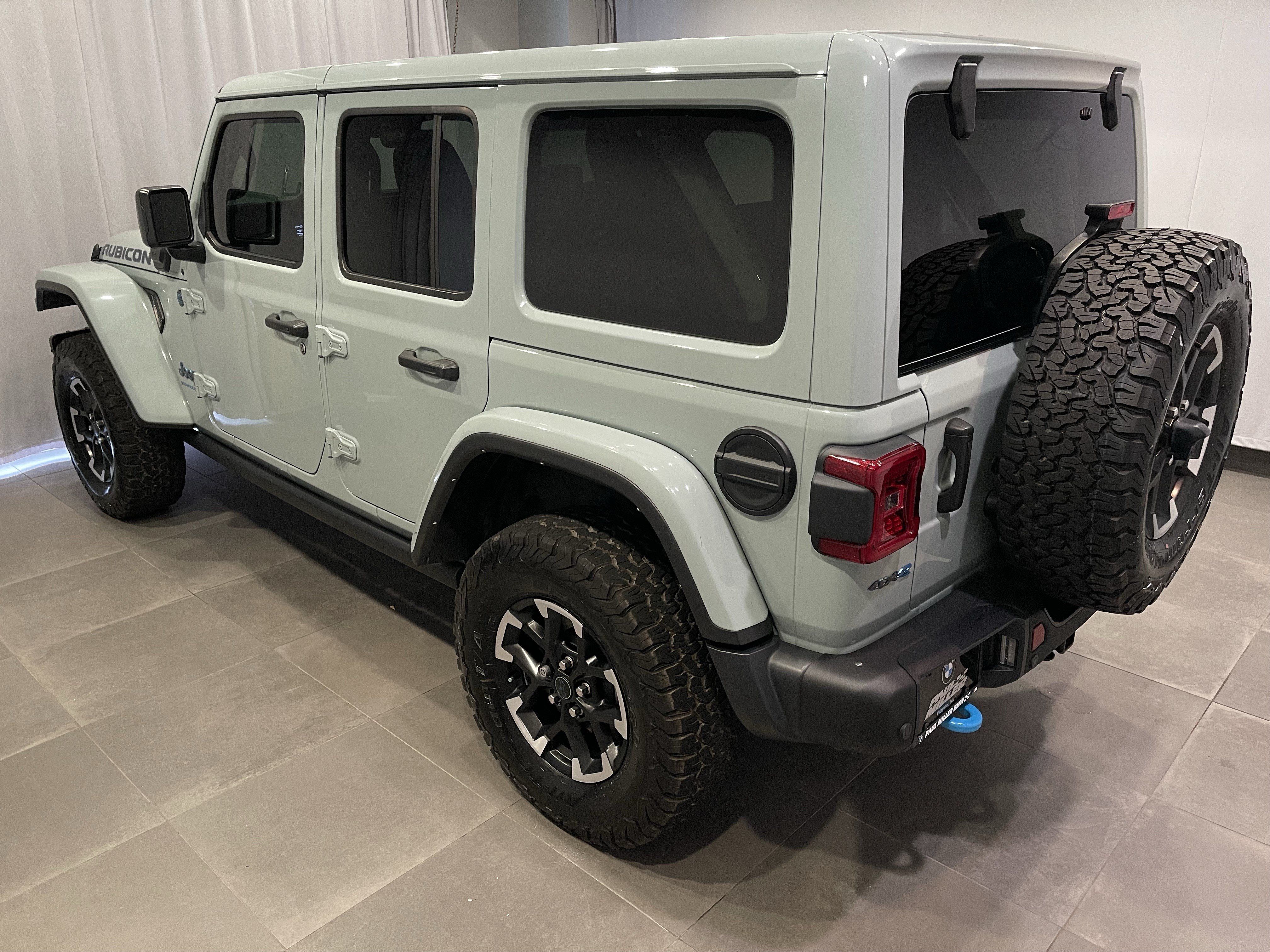 Used 2024 Jeep Wrangler Unlimited Rubicon 4xe AWD/4WD image 4