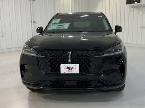 New 2026 Lincoln Aviator Reserve image 4