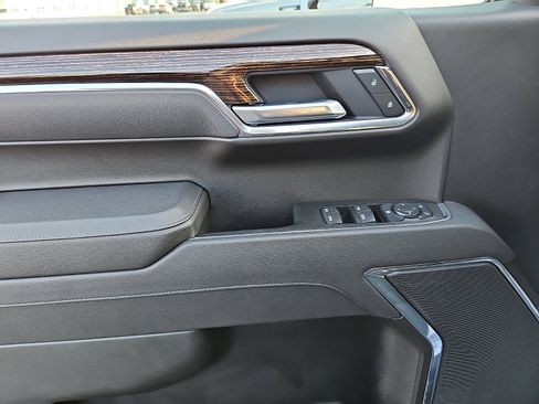 Certified 2025 GMC Sierra 1500 Elevation image 12