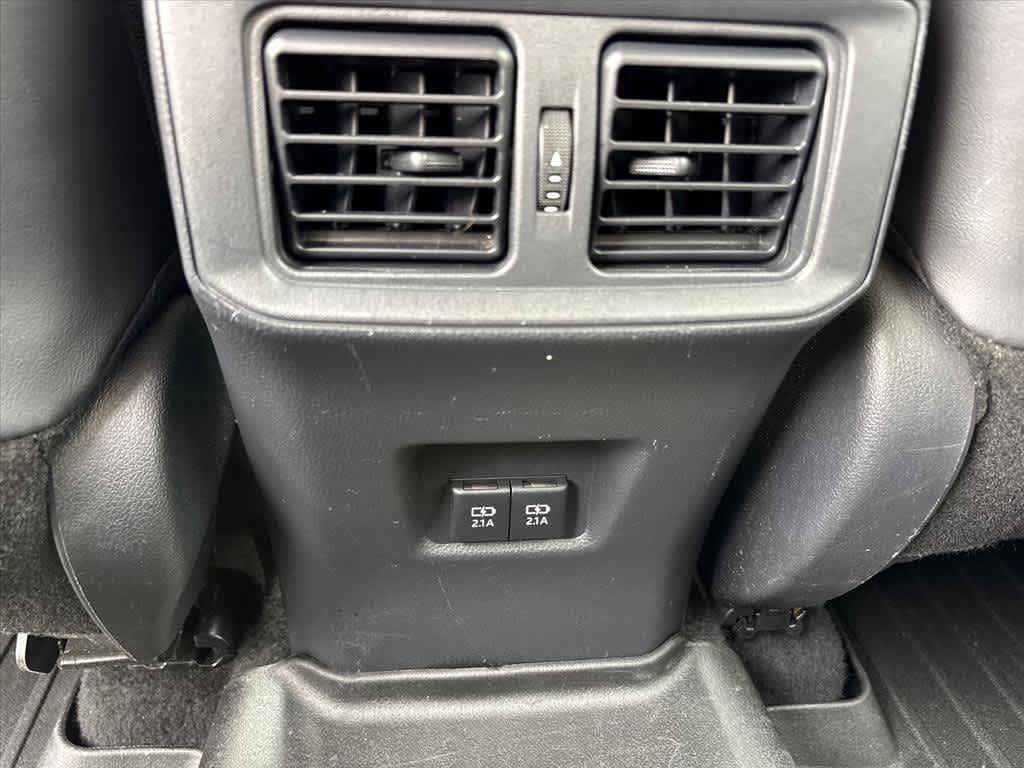 Used 2019 Toyota RAV4 Adventure AWD/4WD image 10