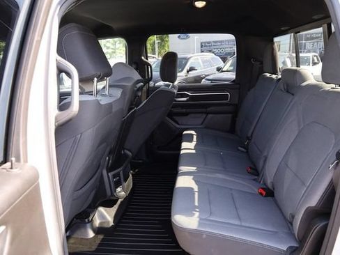 Used 2023 RAM 1500 Big Horn AWD/4WD image 9