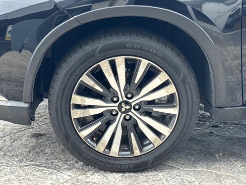 Used 2020 Mitsubishi Outlander ES image 6