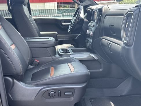 Used 2021 GMC Sierra 1500 AT4 w/ AT4 Value Package AWD/4WD image 12