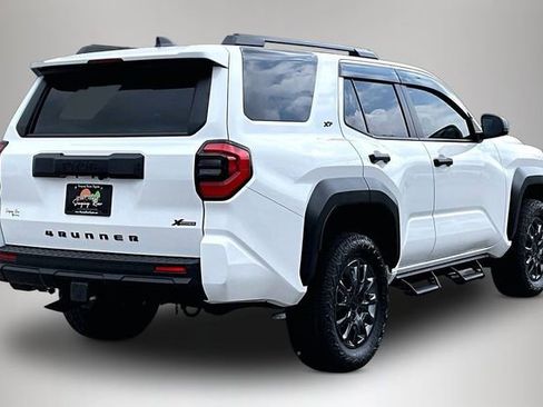 Used 2025 Toyota 4Runner SR5 image 5