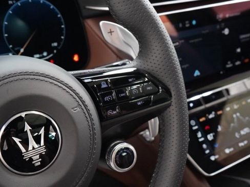 New 2025 Maserati Grecale Modena image 19