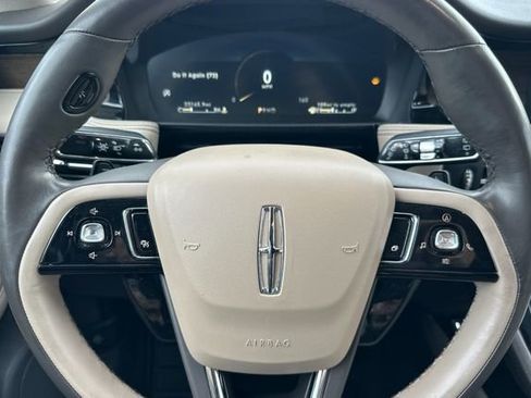 Used 2022 Lincoln Corsair Reserve w/ Equipment Group 201A image 21