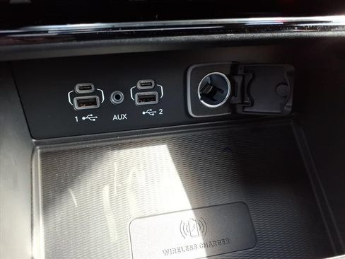 New 2025 Jeep Grand Cherokee L Altitude AWD/4WD image 21