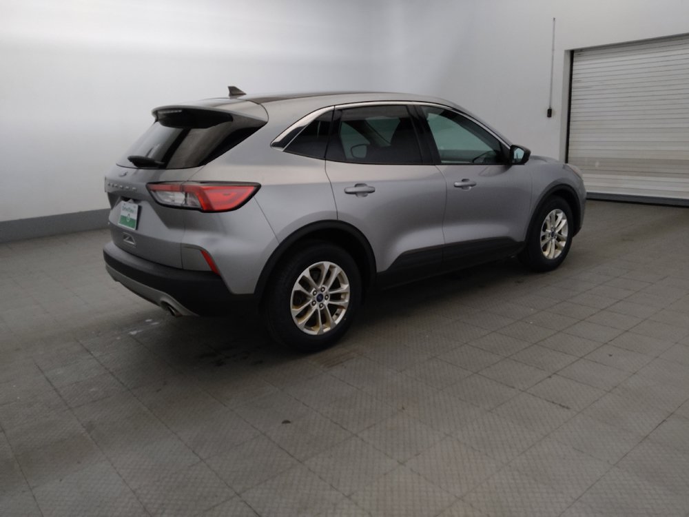 Used 2022 Ford Escape SE FWD image 10