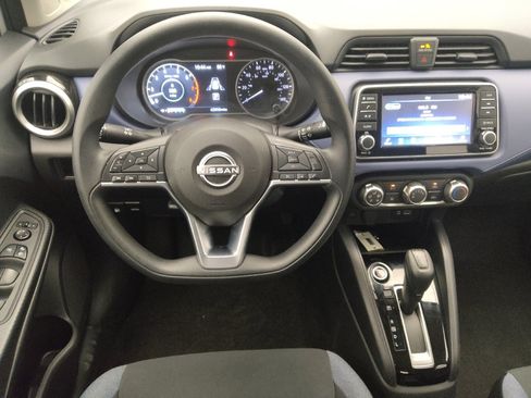Used 2024 Nissan Versa SV FWD image 22