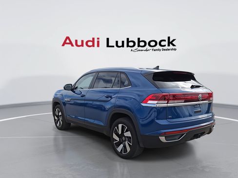 Used 2025 Volkswagen Atlas Cross Sport SE FWD image 7