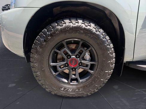 Used 2021 Toyota Sequoia TRD Pro AWD/4WD image 28