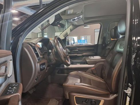 Used 2025 RAM 1500 Limited w/ Bed Utility Group AWD/4WD image 17