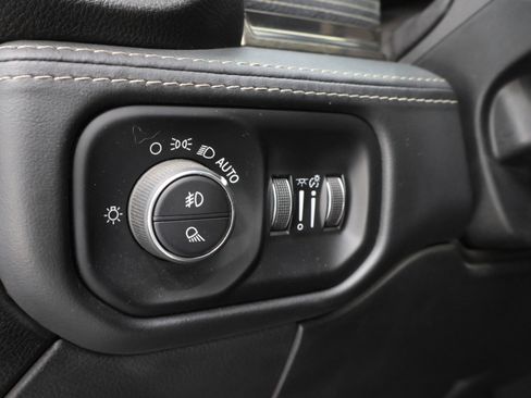 Used 2021 RAM 3500 Limited AWD/4WD image 51