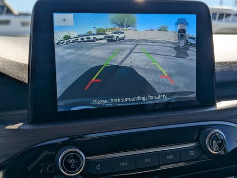 Used 2020 Ford Escape Titanium w/ Titanium Premium Package 2.0 image 11