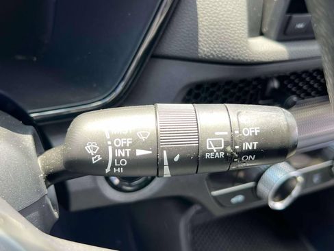 Used 2023 Honda CR-V EX image 25