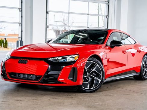 Used 2024 Audi RS e-tron GT w/ Carbon Performance Package image 2