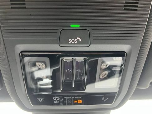 Used 2024 Audi Q4 e-tron Premium Plus w/ Premium Plus AWD/4WD image 25
