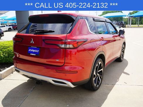 Used 2023 Mitsubishi Outlander SE AWD/4WD image 11