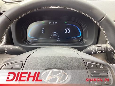 Certified 2026 Hyundai Venue SEL FWD image 11