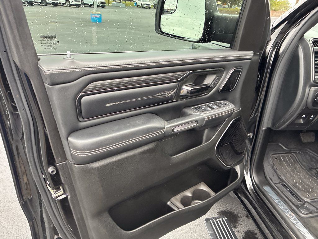 Used 2022 RAM 1500 Limited AWD/4WD image 12