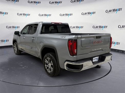 Used 2025 GMC Sierra 1500 SLT image 3