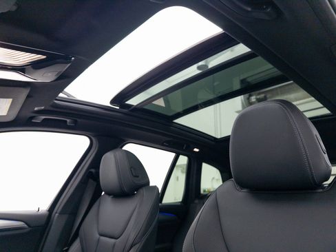 Used 2024 BMW X3 sDrive30i w/ Premium Package image 3