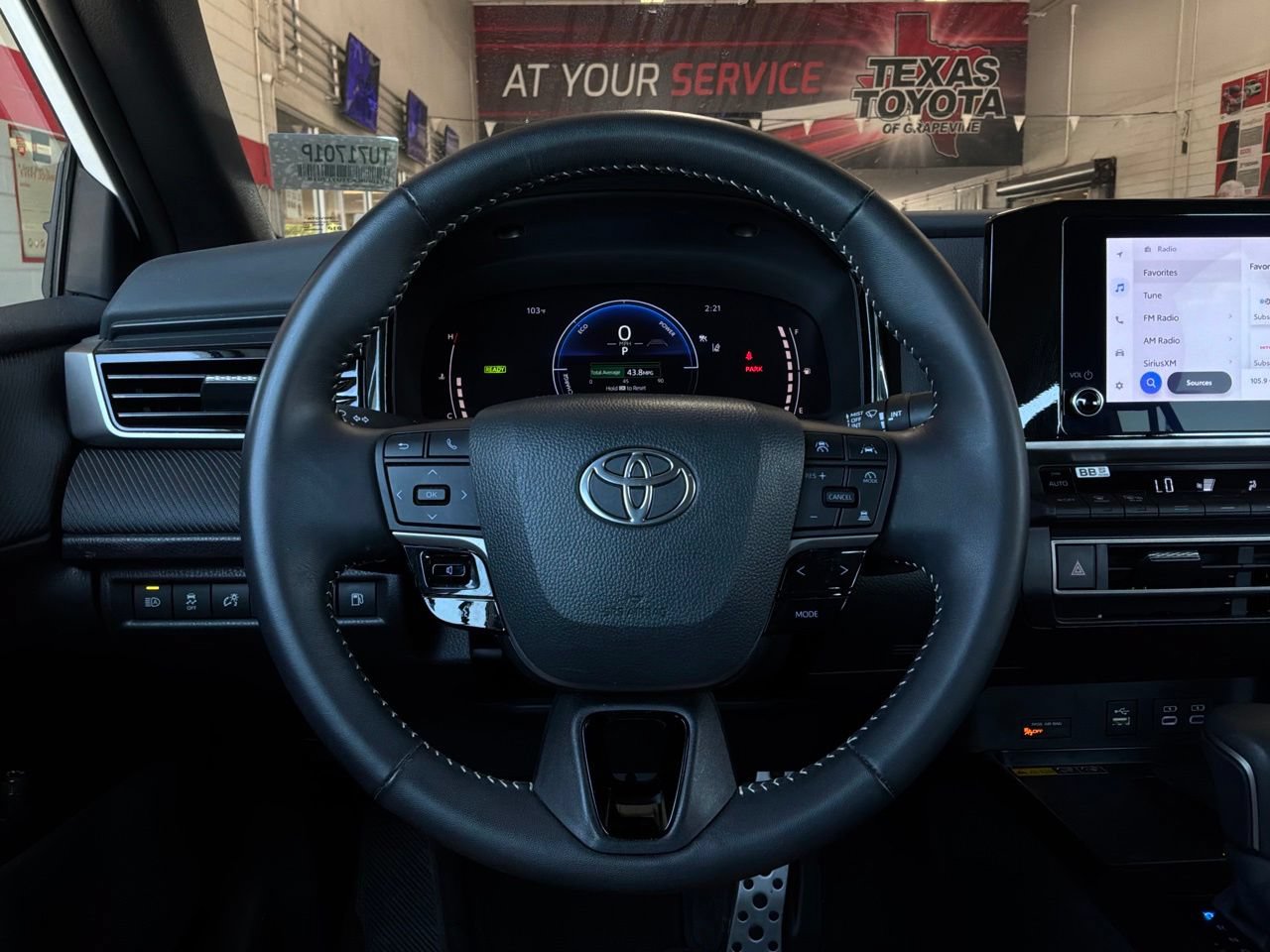 Used 2026 Toyota Camry SE FWD image 33