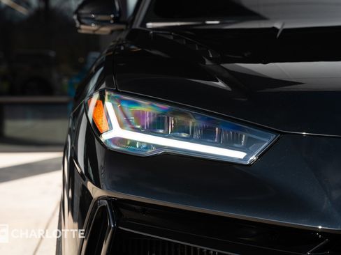 Used 2024 Lamborghini Urus S image 4