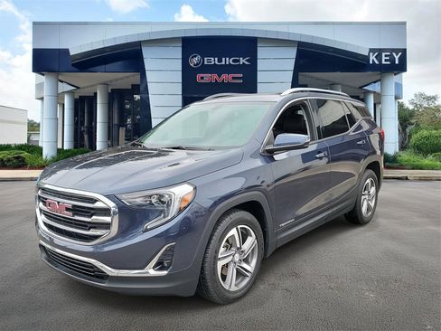 Used 2018 GMC Terrain SLT w/ LPO, Cargo Package image 3